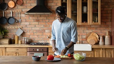 8 Tips for Keeping Your Kitchen Clean as You Cook